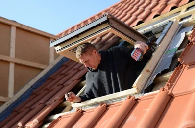 Pose de fenêtres de toit Velux à Sainte-Magnance